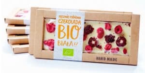 Czekolada biała z malinami i jeżynami Bio 53g -Cukiernia Staropolska