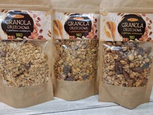 Granola orzechowa na Ekologicznych płatkach do wyboru : orkiszowych, żytnich , owsianych  300g - Aga Bagietka